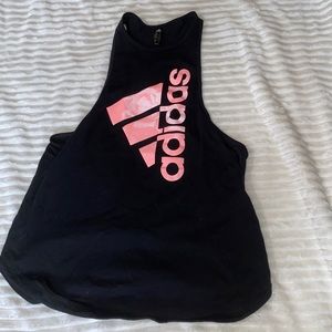 Women’s small black tank